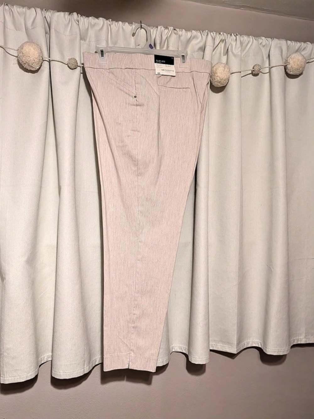 Liz Claiborne Slim Leg Career Pants Pink Size 18